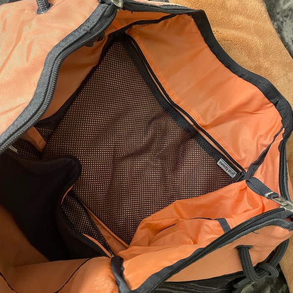 Adidas duffel - Picture 5 of 5